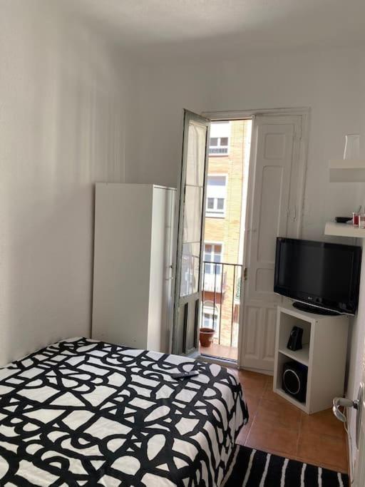 Parque El Retiro Madrid Apartment Екстериор снимка